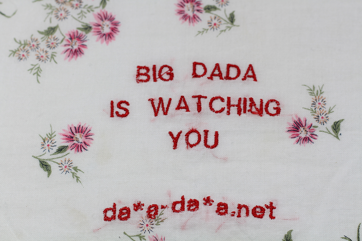 Series BIG DADA IS WATCHING YOU // Handkerchief da*d-da*a.net (zoom) // Blockchain ID : 1A9dzEZ7LAuGXT5oNYmLSu8xMuj38ZSvCb