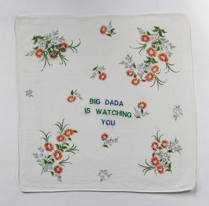 Series BIG DADA IS WATCHING YOU // Handkerchief DADA FLEURS OCRES // Blockchain ID : 1KedKy8feM2T4N9tzeqoNwRcuDTBnHJYJH